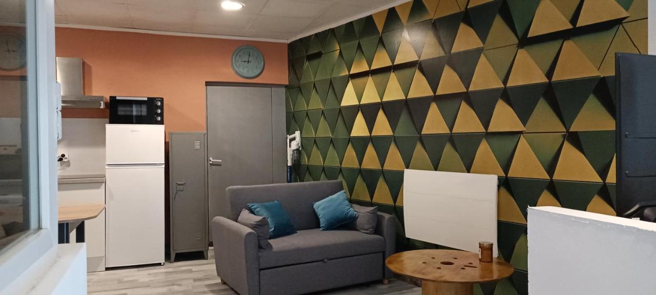 L'Annexe De L'Usine Logement Moderne De Campagne Saint-Quentin-Lamotte-Croix-au-Bailly エクステリア 写真